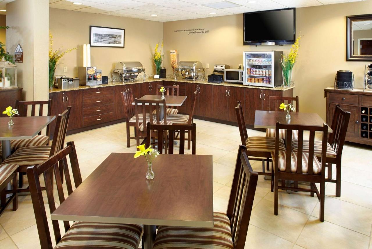 Microtel Inn & Suites By Wyndham St Clairsville - Wheeling St. Clairsville Eksteriør billede