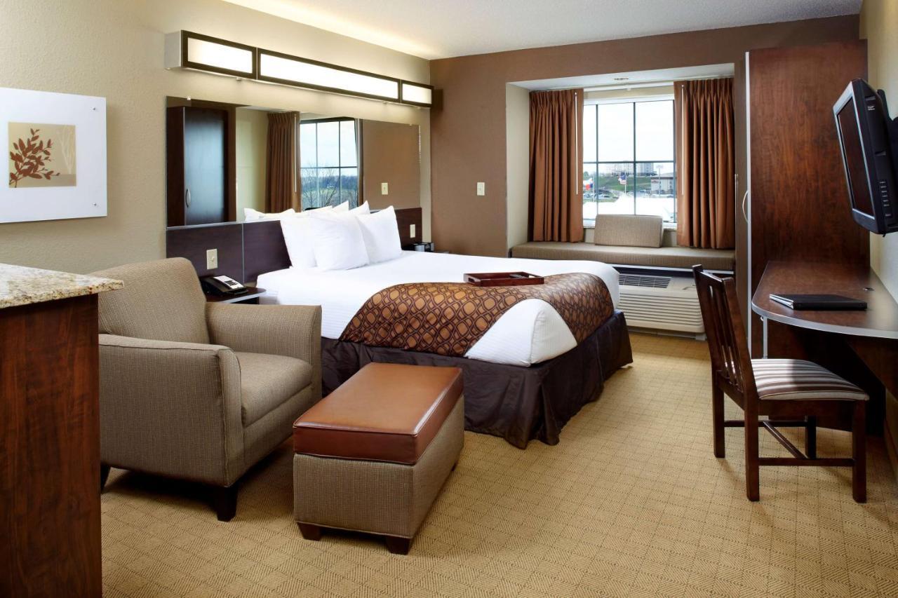 Microtel Inn & Suites By Wyndham St Clairsville - Wheeling St. Clairsville Eksteriør billede