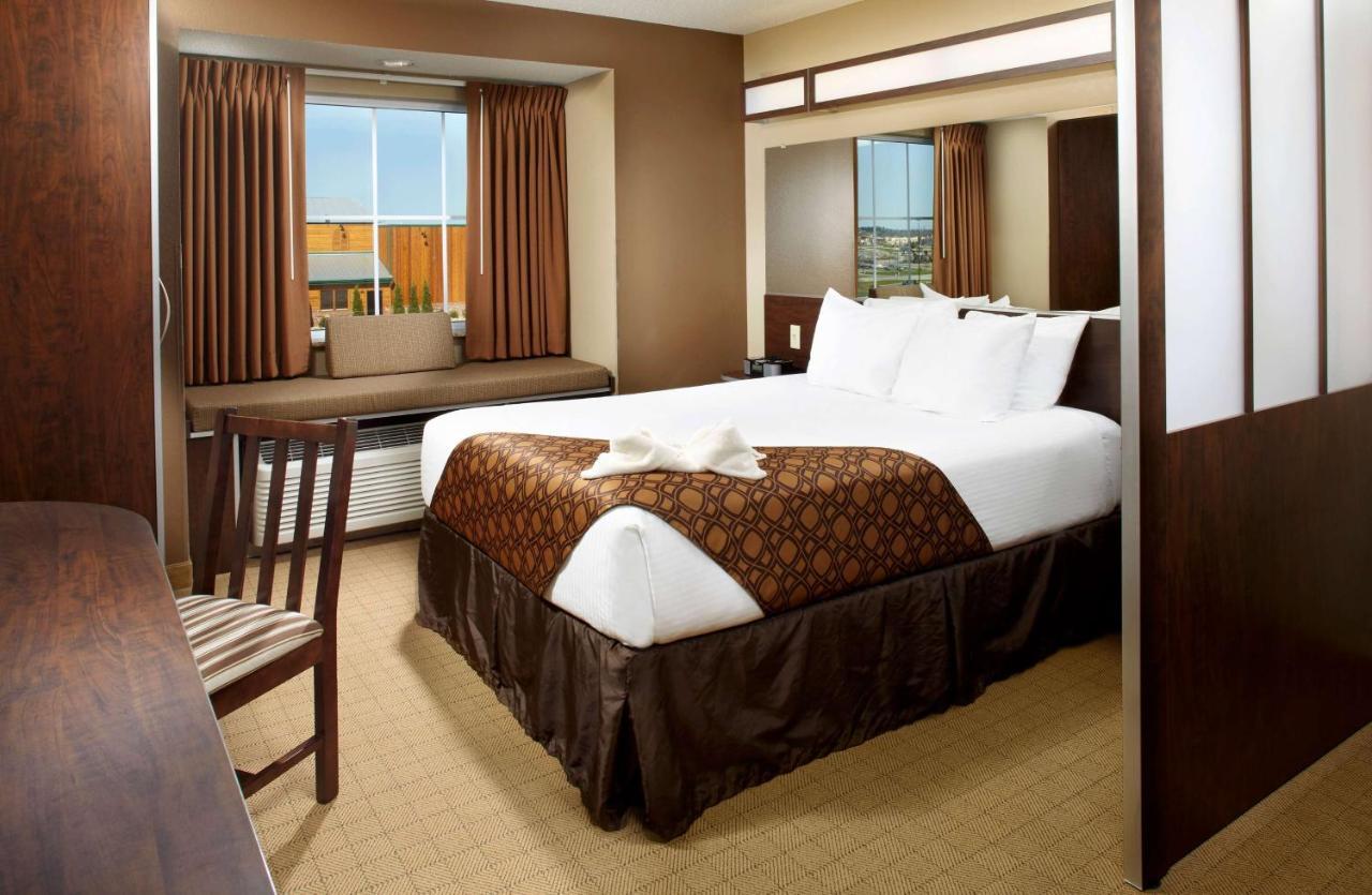 Microtel Inn & Suites By Wyndham St Clairsville - Wheeling St. Clairsville Eksteriør billede